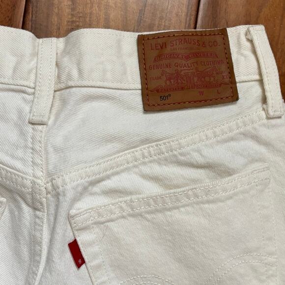 Levi's Premium 501 Jeans - Cream/Off-White - W25 L32 Raw Hem - Picture 4 of 6